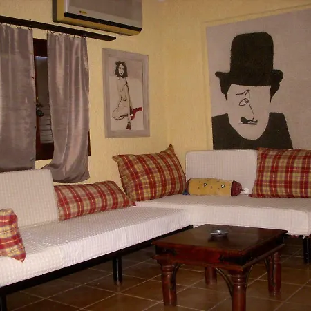 Euripides Studio בית כפרי